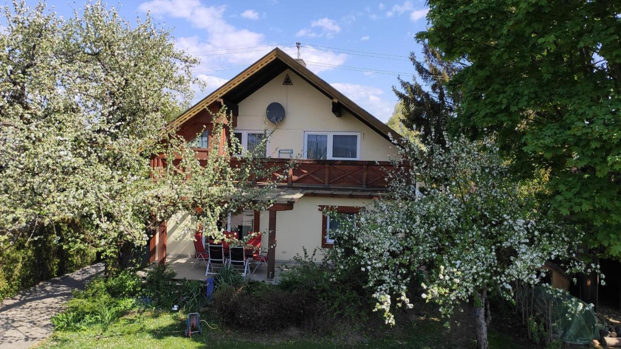 Karawankenblickstrasse * Klagenfurt am Wörthersee